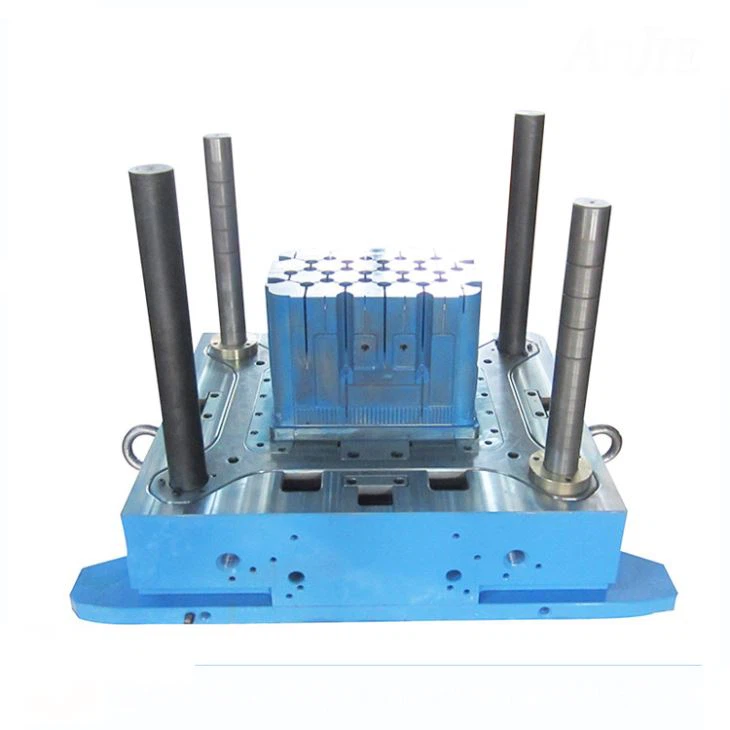 Plastikust õllekasti vorm