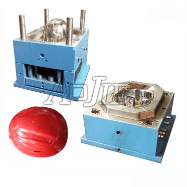 Plastikust sissepritsekiivri vorm